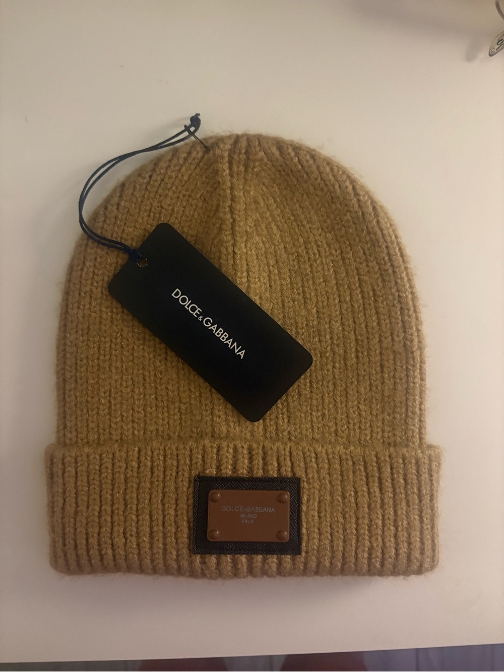 Dolce & Gabbana Men’s Camel Ribbed Knit Beanie with Branded Plaque